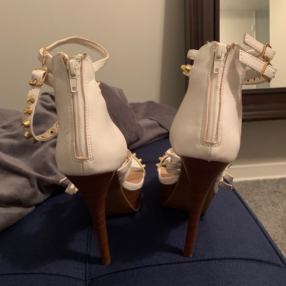 Shoes - Picture 3 of 5